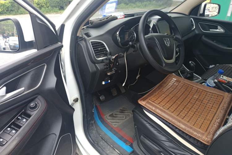 Used Baojun 560 2016 1.8L Manual Value Edition Driver Seat