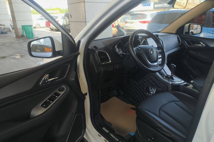 Used Baojun 560 2016 1.8L iAMT Luxury Model Driver Seat