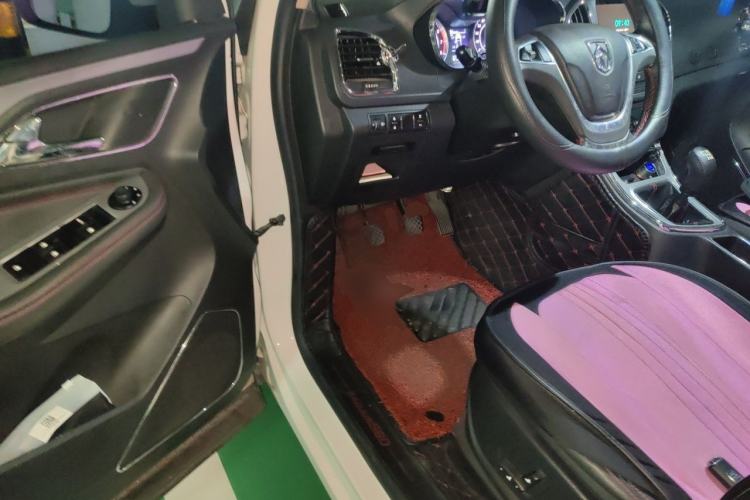 Used Baojun 560 2016 1.8L Manual Luxury Edition Driver Seat
