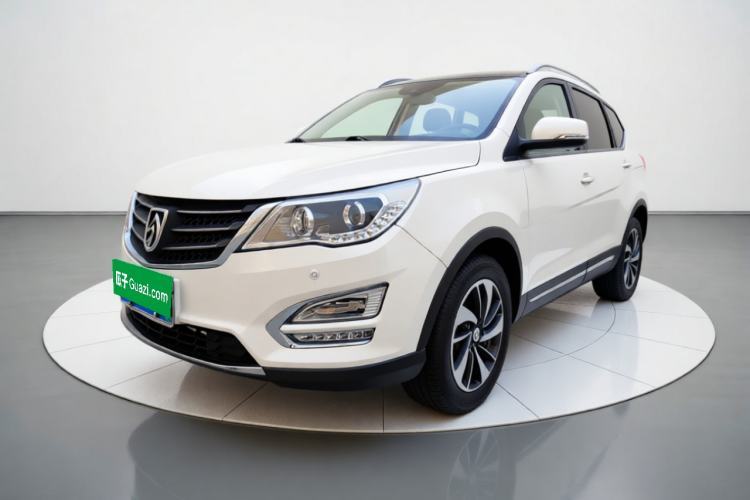 Baojun 560 2016 1.8L Manual Luxury Edition usata Guazi used car, China used car export, Used car for sale, Used cars, Cheapest cars for sale