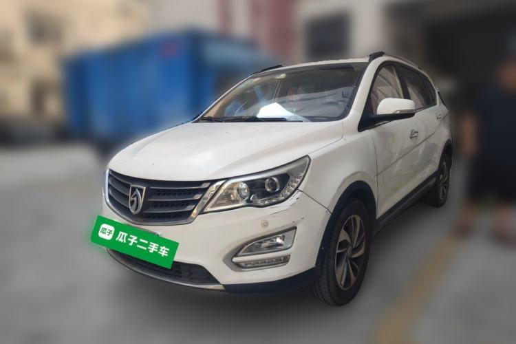 Baojun 560 2016 1.5T Manual Luxury Model de segunda mano Guazi used car, China used car export, Used car for sale, Used  cars, Cheapest cars for sale