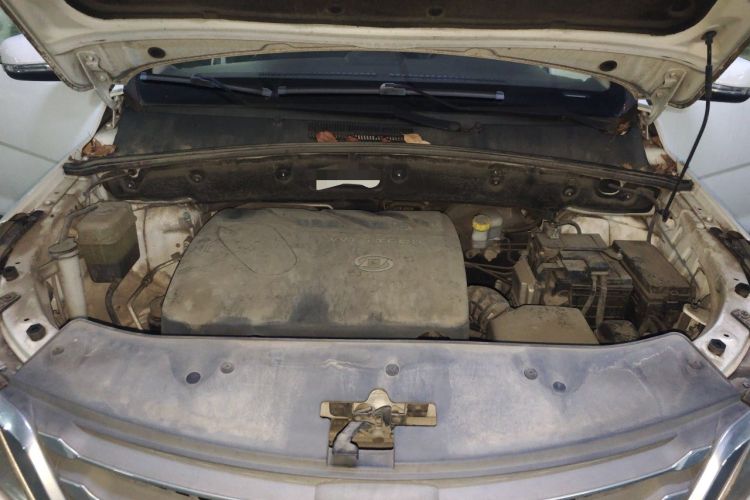 Used Baojun 560 2016 1.8L Manual Luxury Edition Engine Bay