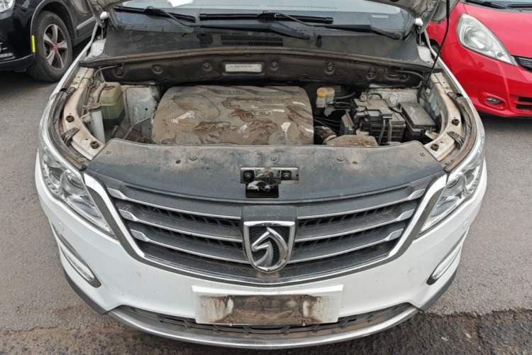 Used Baojun 560 2016 1.8L Manual Luxury Edition Engine Bay