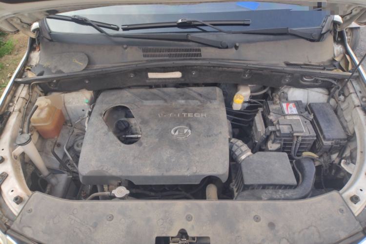 Used Baojun 560 2016 1.8L Manual Luxury Edition Engine Bay