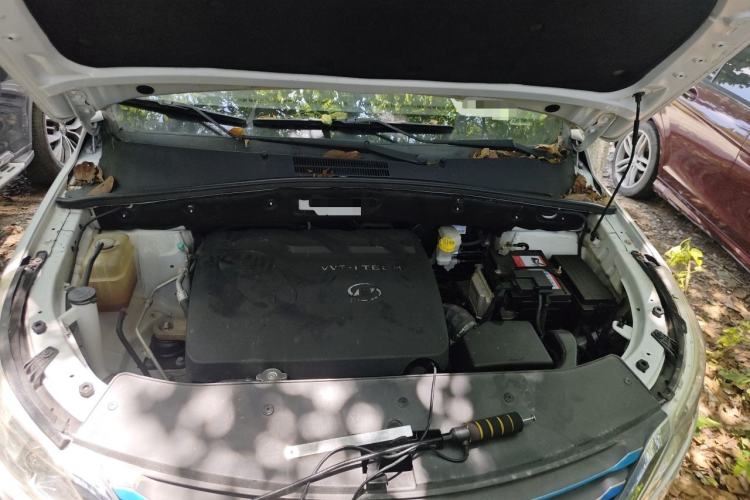 Used Baojun 560 2016 1.8L Manual Luxury Edition Engine Bay