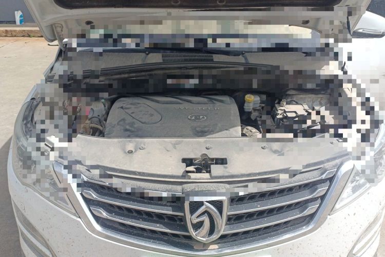 Used Baojun 560 2016 1.8L Manual Luxury Edition Engine Bay