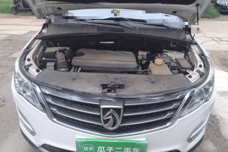 Used Baojun 560 2016 1.5T Manual Elite Edition Engine Bay