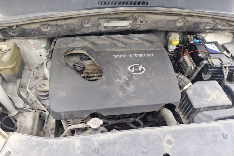 Used Baojun 560 2016 1.8L iAMT Luxury Model Engine Bay