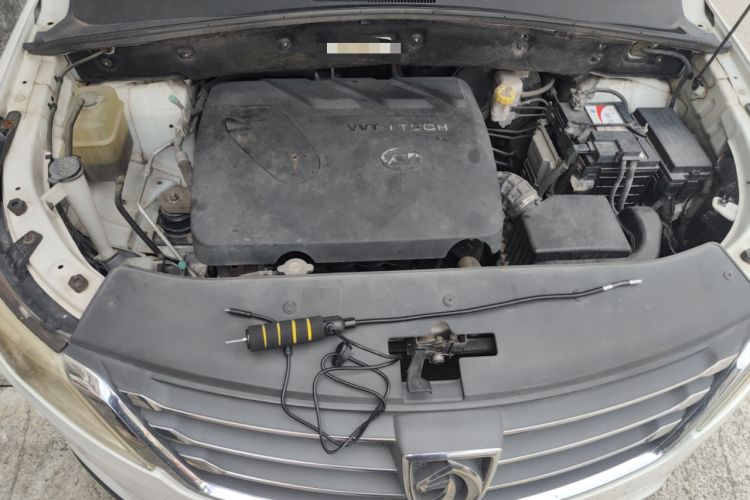 Used Baojun 560 2016 1.8L Manual Luxury Edition Engine Bay