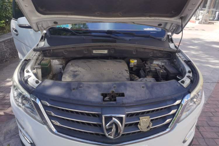 Used Baojun 560 2016 1.8L Manual Luxury Edition Engine Bay