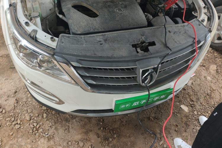 Used Baojun 560 2016 1.8L iAMT Luxury Model Engine Bay