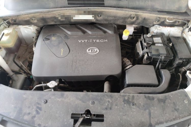 Used Baojun 560 2016 1.8L iAMT Luxury Model Engine Bay