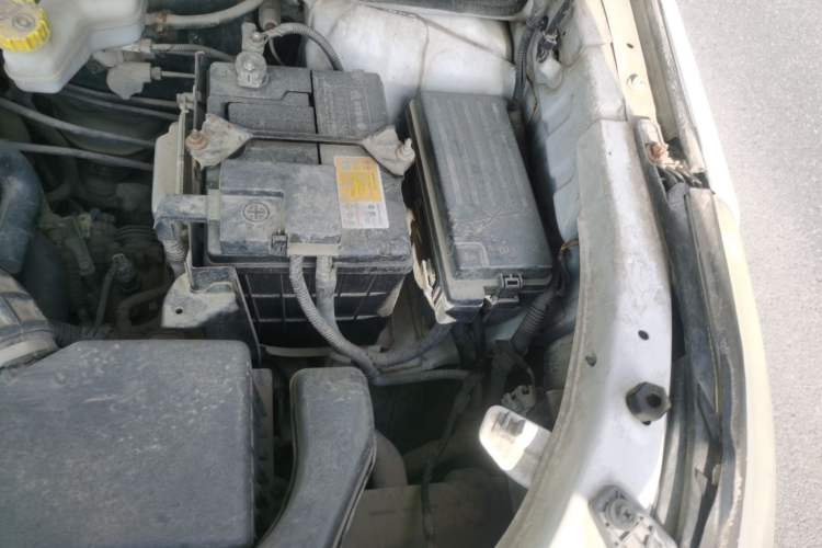 Used Baojun 560 2016 1.8L Manual Luxury Edition Engine Bay Left