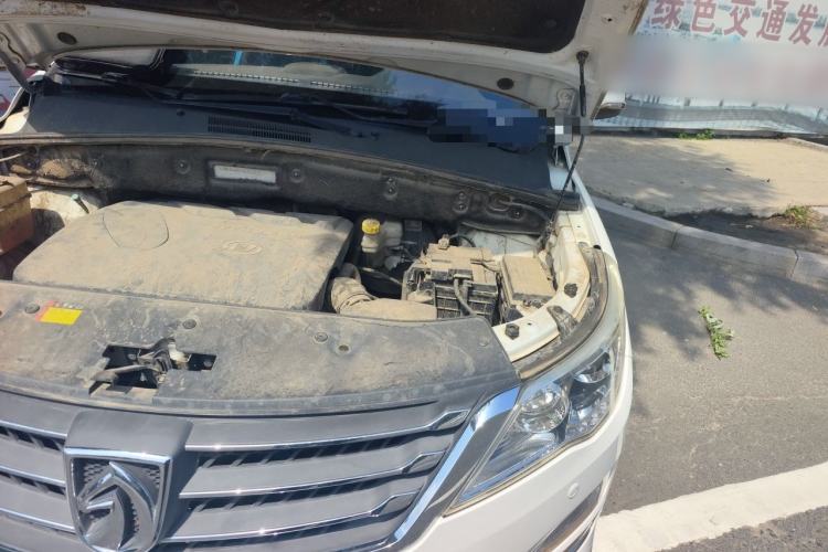 Used Baojun 560 2016 1.8L iAMT Luxury Model Engine Bay Left
