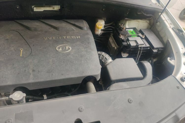 Used Baojun 560 2016 1.8L Manual Comfort Edition Engine Bay Left