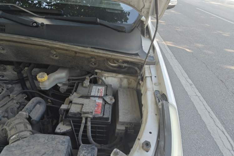 Used Baojun 560 2016 1.8L Manual Comfort Edition Engine Bay Left