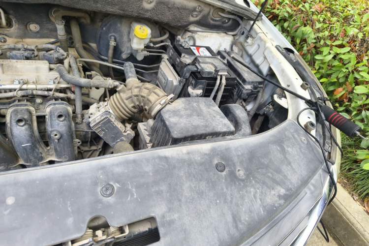 Used Baojun 560 2016 1.8L Manual Value Edition Engine Bay Left