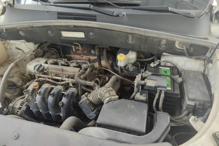 Used Baojun 560 2016 1.8L Manual Value Edition Engine Bay Left