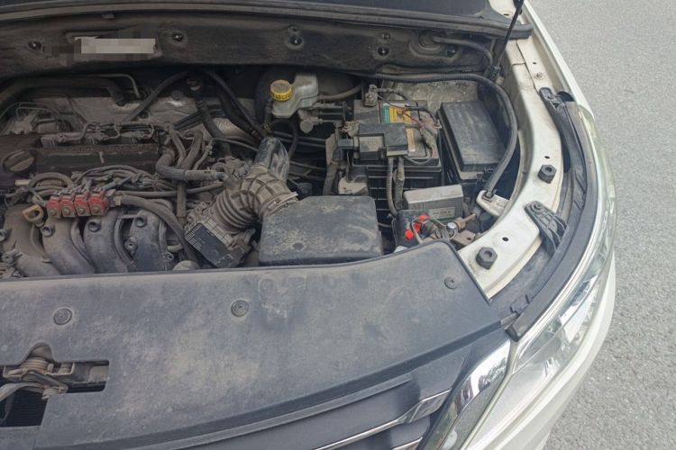 Used Baojun 560 2016 1.8L Manual Value Edition Engine Bay Left
