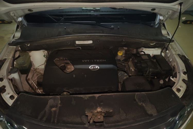 Used Baojun 560 2016 1.8L Manual Luxury Edition Engine Bay