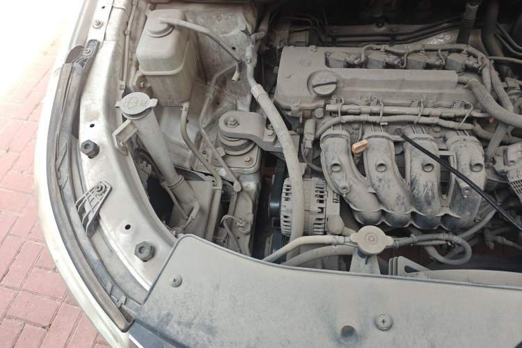 Used Baojun 560 2016 1.8L Manual Value Edition Engine Bay Right