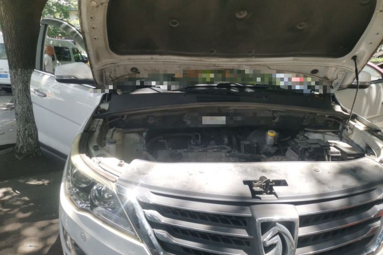 Used Baojun 560 2016 1.8L Manual Luxury Edition Engine Bay Right
