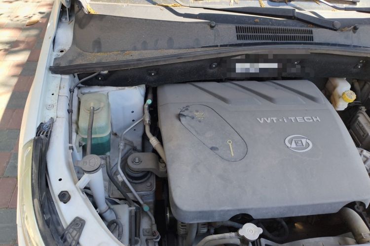 Used Baojun 560 2016 1.8L iAMT Luxury Model Engine Bay Right