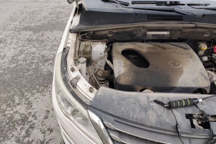 Used Baojun 560 2016 1.8L Manual Luxury Edition Engine Bay Right