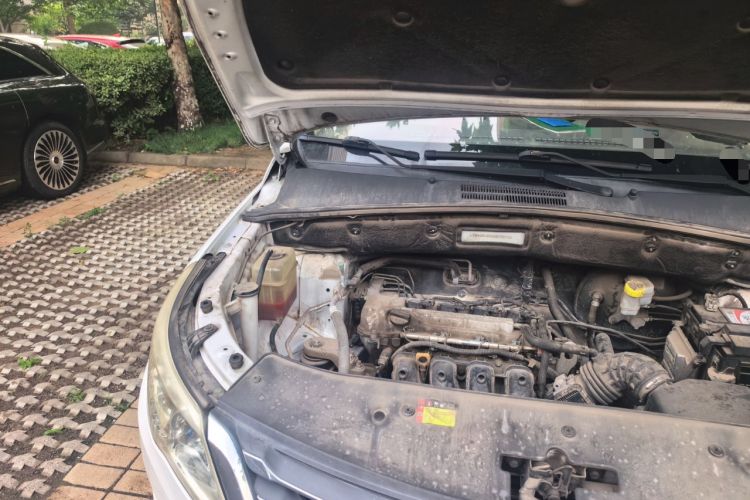 Used Baojun 560 2016 1.8L Manual Comfort Edition Engine Bay Right