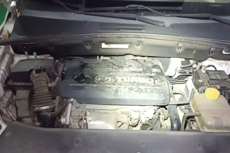 Used Baojun 560 2016 1.5T Manual Luxury Model Engine Bay