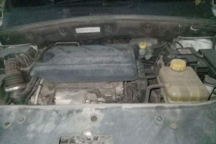 Used Baojun 560 2016 1.5T Manual Comfort Edition Engine Bay