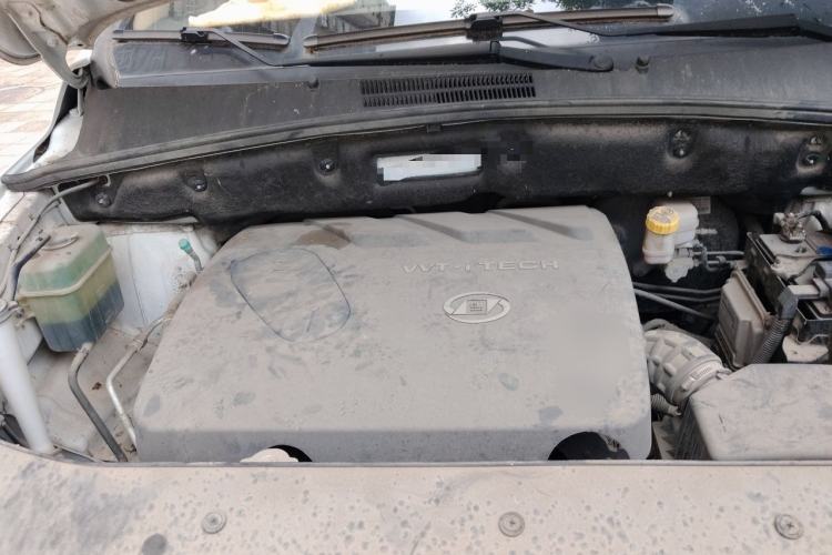 Used Baojun 560 2016 1.8L iAMT Luxury Model Engine Bay