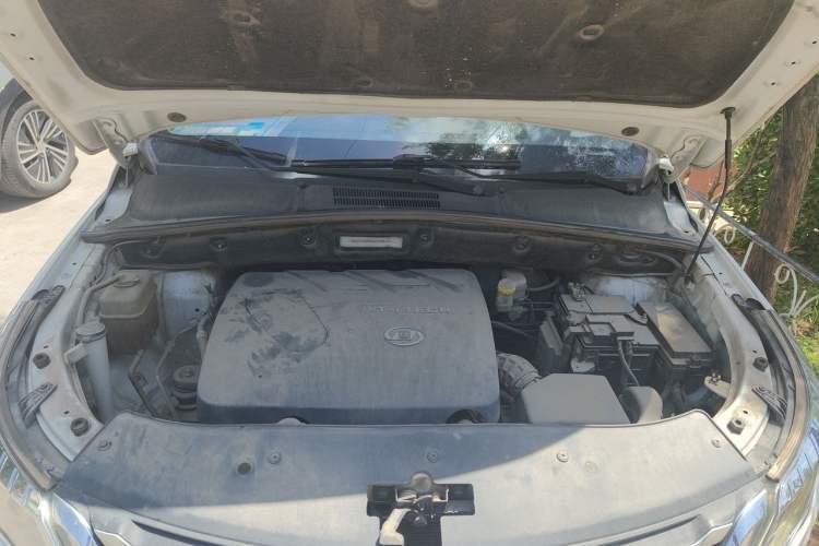 Used Baojun 560 2016 1.8L Manual Luxury Edition Engine Bay