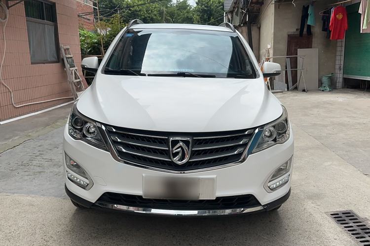Used Baojun 560 2016 1.8L iAMT Luxury Model Exterior 1