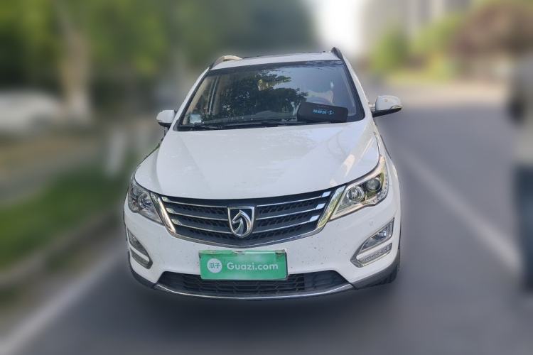 Used Baojun 560 2016 1.5T Manual Luxury Model Exterior 1