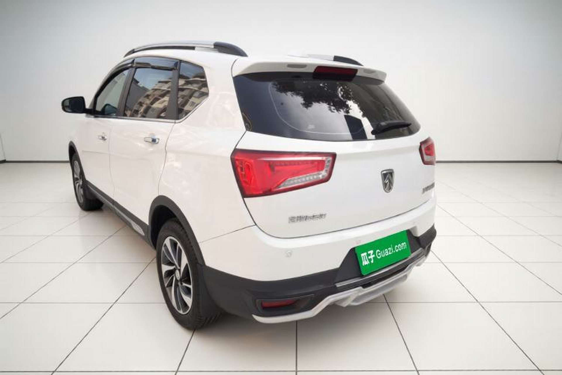 Used Baojun 560 2016 1.8L Manual Luxury Edition Exterior 2