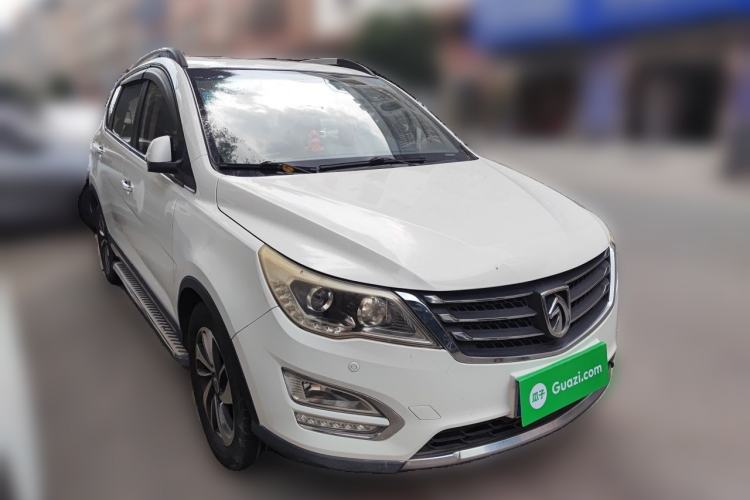 Used Baojun 560 2016 1.8L iAMT Luxury Model Exterior 2