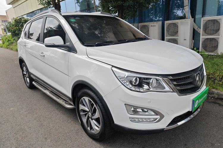 Used Baojun 560 2016 1.8L iAMT Luxury Model Exterior 2