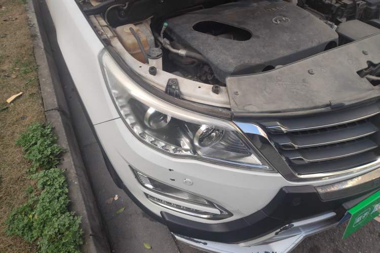 Used Baojun 560 2016 1.8L Manual Luxury Edition Exterior 3