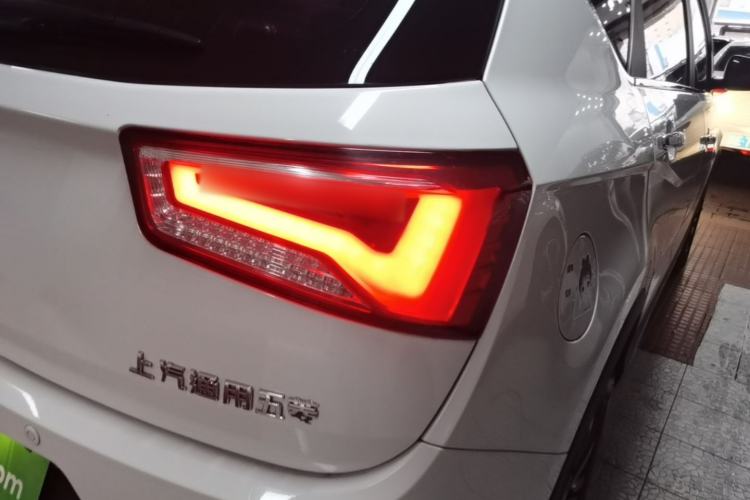 Used Baojun 560 2016 1.8L iAMT Luxury Model Exterior 3