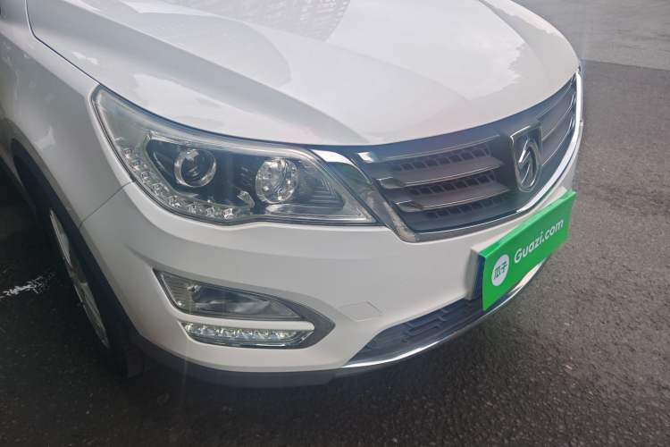 Used Baojun 560 2016 1.5T Manual Elite Edition Exterior 4