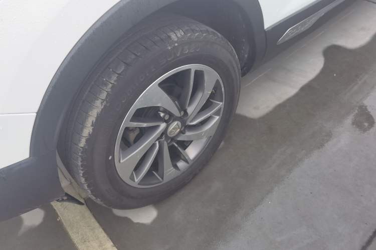Used Baojun 560 2016 1.8L Manual Luxury Edition Exterior 5