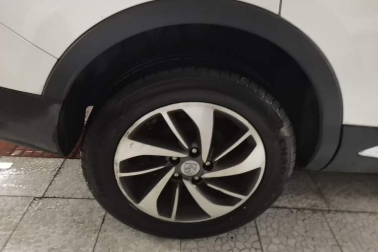 Used Baojun 560 2016 1.8L iAMT Luxury Model Exterior 5