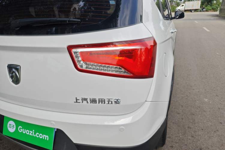 Used Baojun 560 2016 1.8L iAMT Luxury Model Exterior 6
