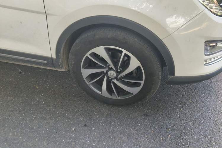 Used Baojun 560 2016 1.5T Manual Luxury Model Exterior 7