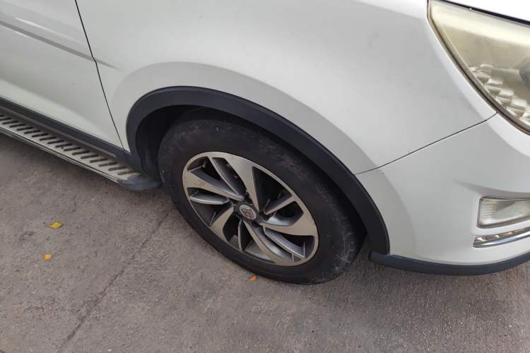 Used Baojun 560 2016 1.8L iAMT Luxury Model Exterior 7