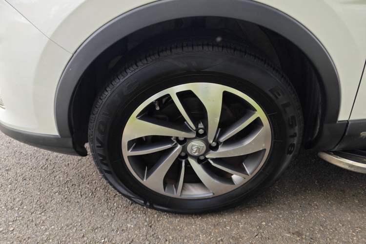 Used Baojun 560 2016 1.8L iAMT Luxury Model Exterior 7