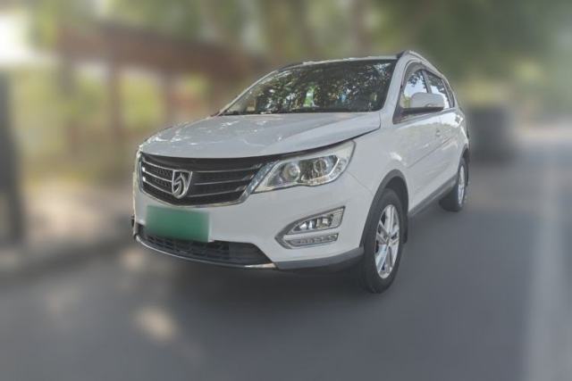 Used Baojun 560 2016 1.8L Manual Comfort Edition