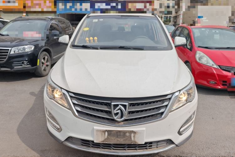 Used Baojun 560 2016 1.8L Manual Luxury Edition Front