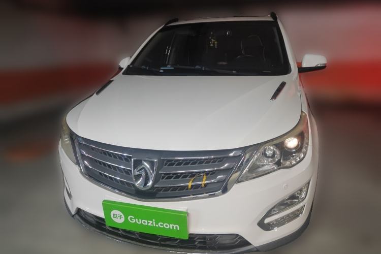 Used Baojun 560 2016 1.8L Manual Luxury Edition Front